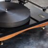 Gold Note Giglio premium turntable