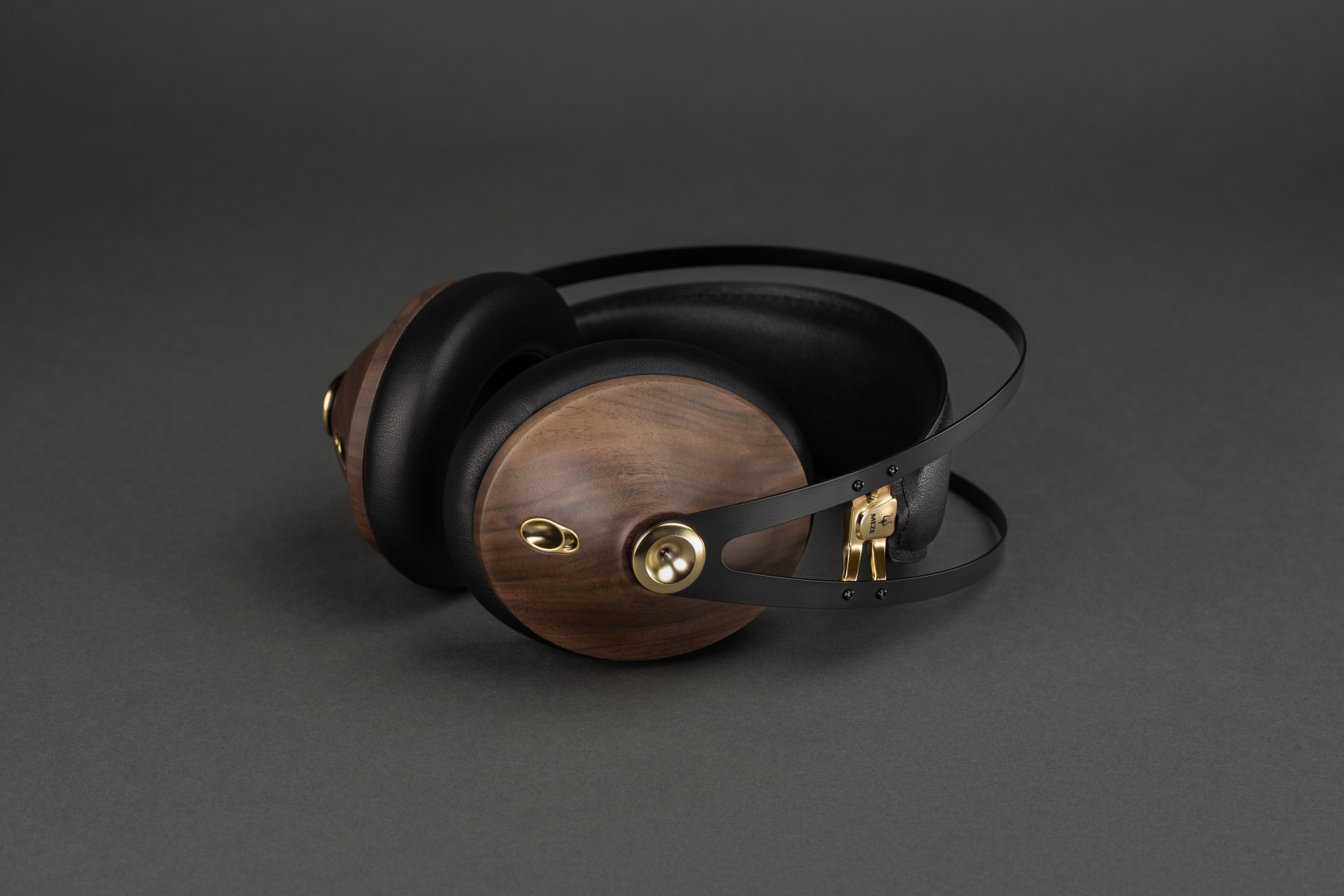 Media_Kit_199_Classics_2nd_Gen_01-slider