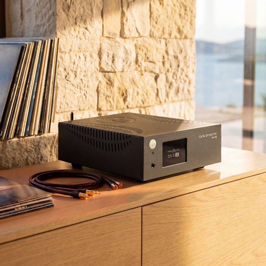 Gold Note DS-5.2 streaming dac with preamp