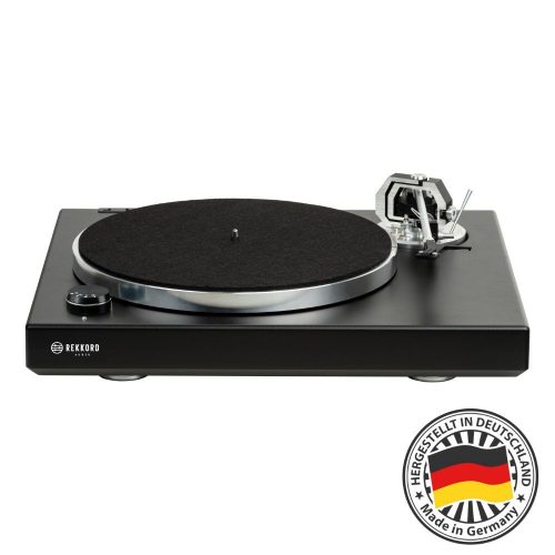 Rekkord M600. High-End manual turntable. Made in Germany.